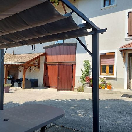 Les Copains D'Abord Villa Beaucroissant ภายนอก รูปภาพ
